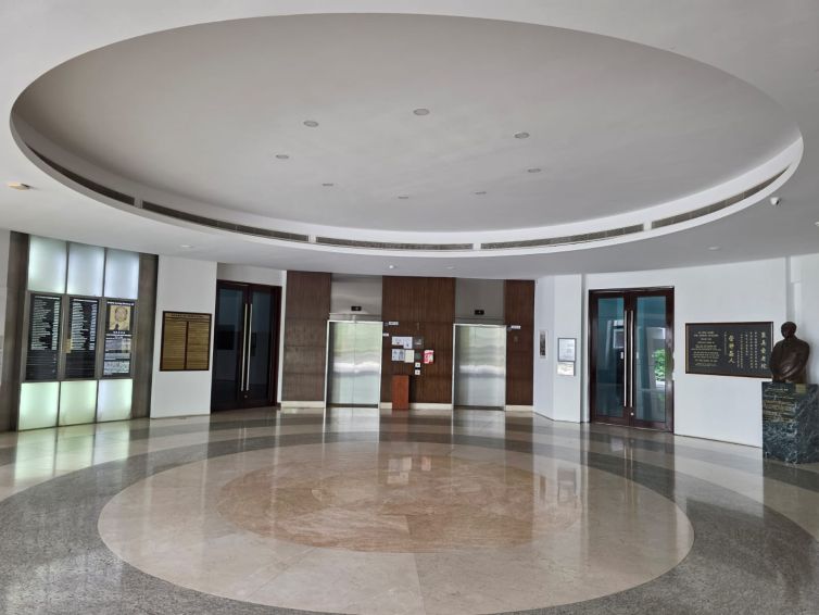 gallery5